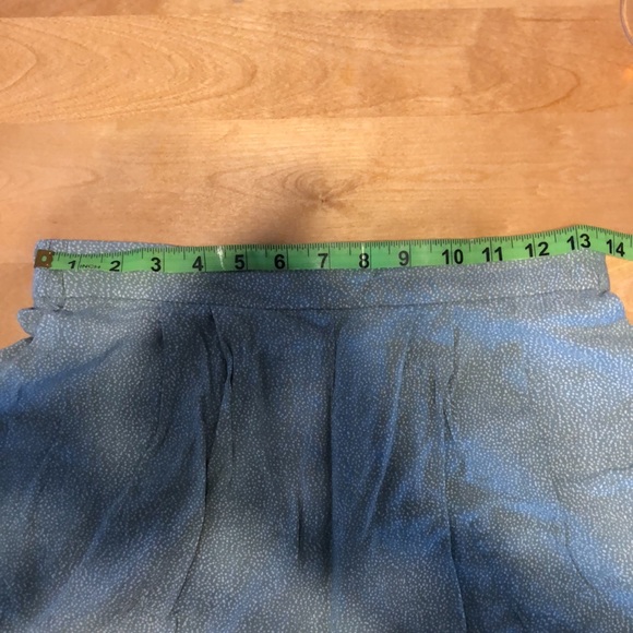 Flowy dot shorts - Picture 2 of 3